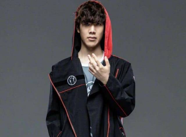 防守形态的 防守形态的