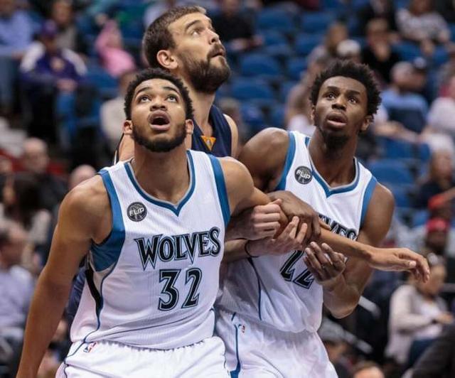 于禁区内 于禁区内